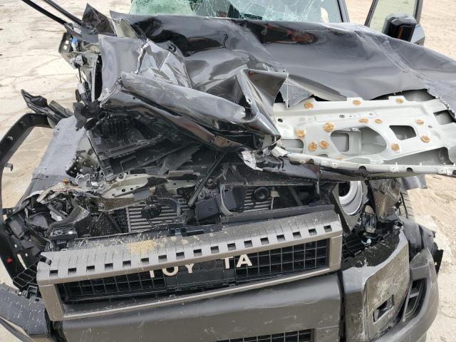 Toyota Land Cruis Base Image 10