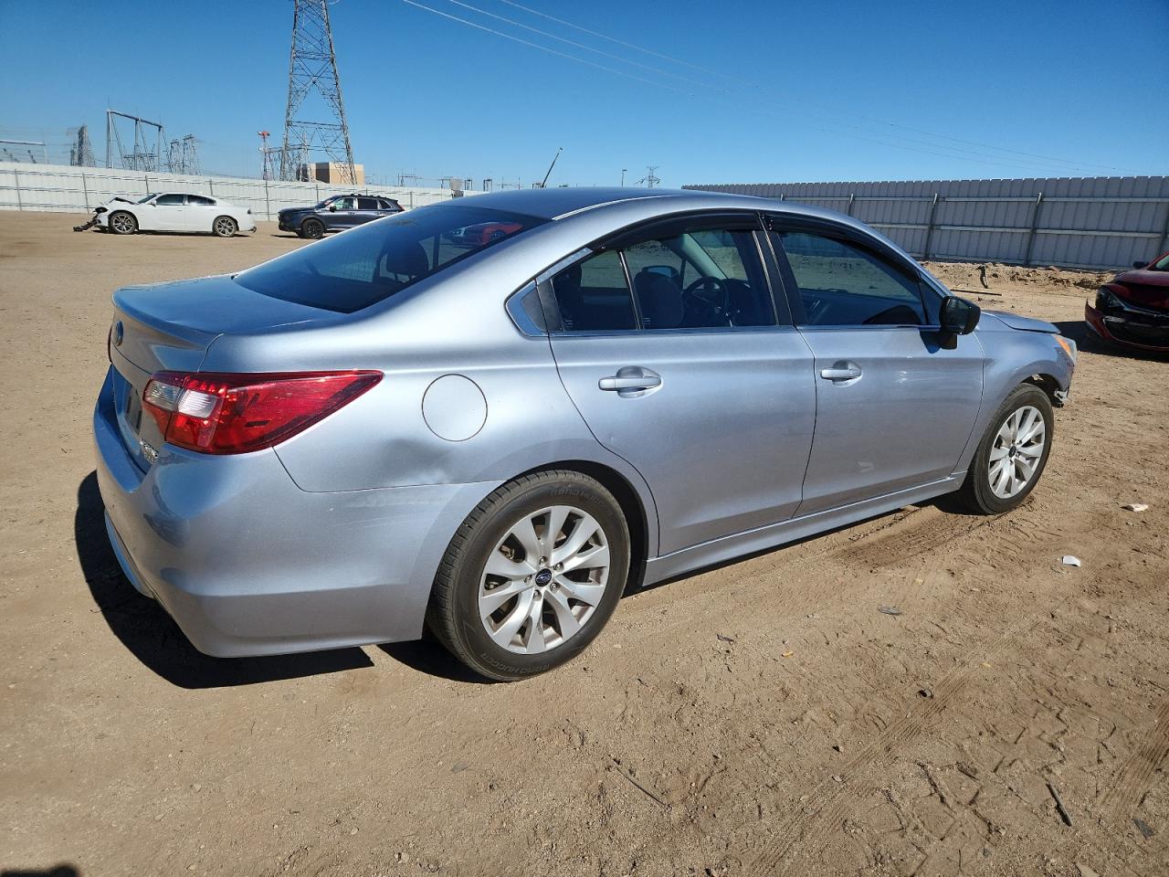 Subaru Legacy 2.5i Image 6