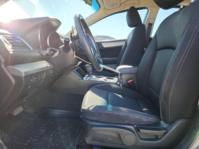 Subaru Legacy 2.5i Image 12