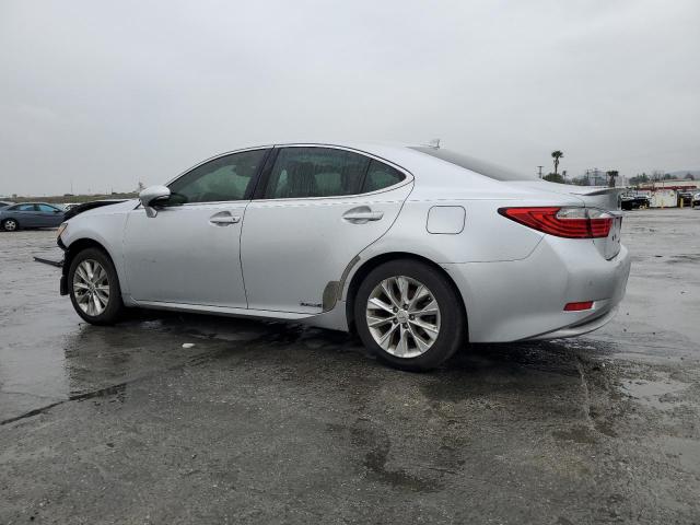 Lexus Es 300h Image 8