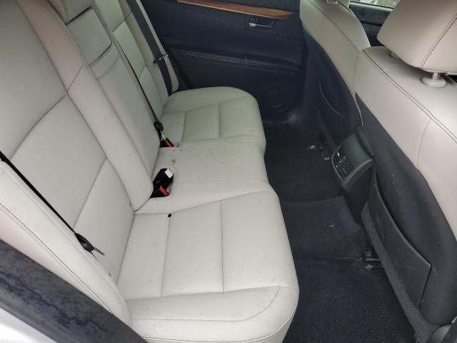 Lexus Es 300h Image 10
