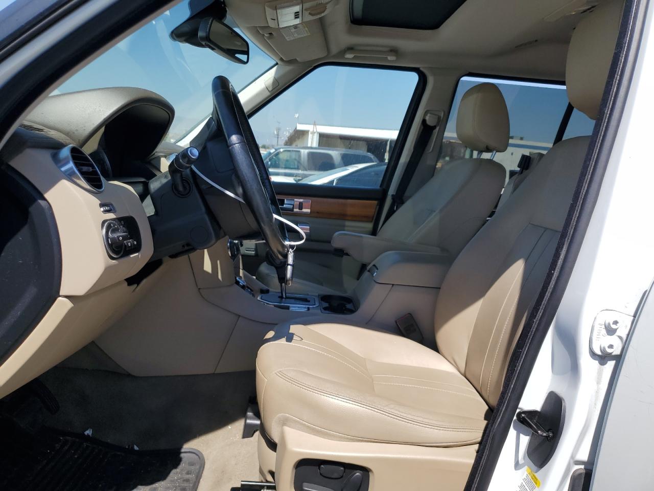 Land Rover LR4 Hse Image 4