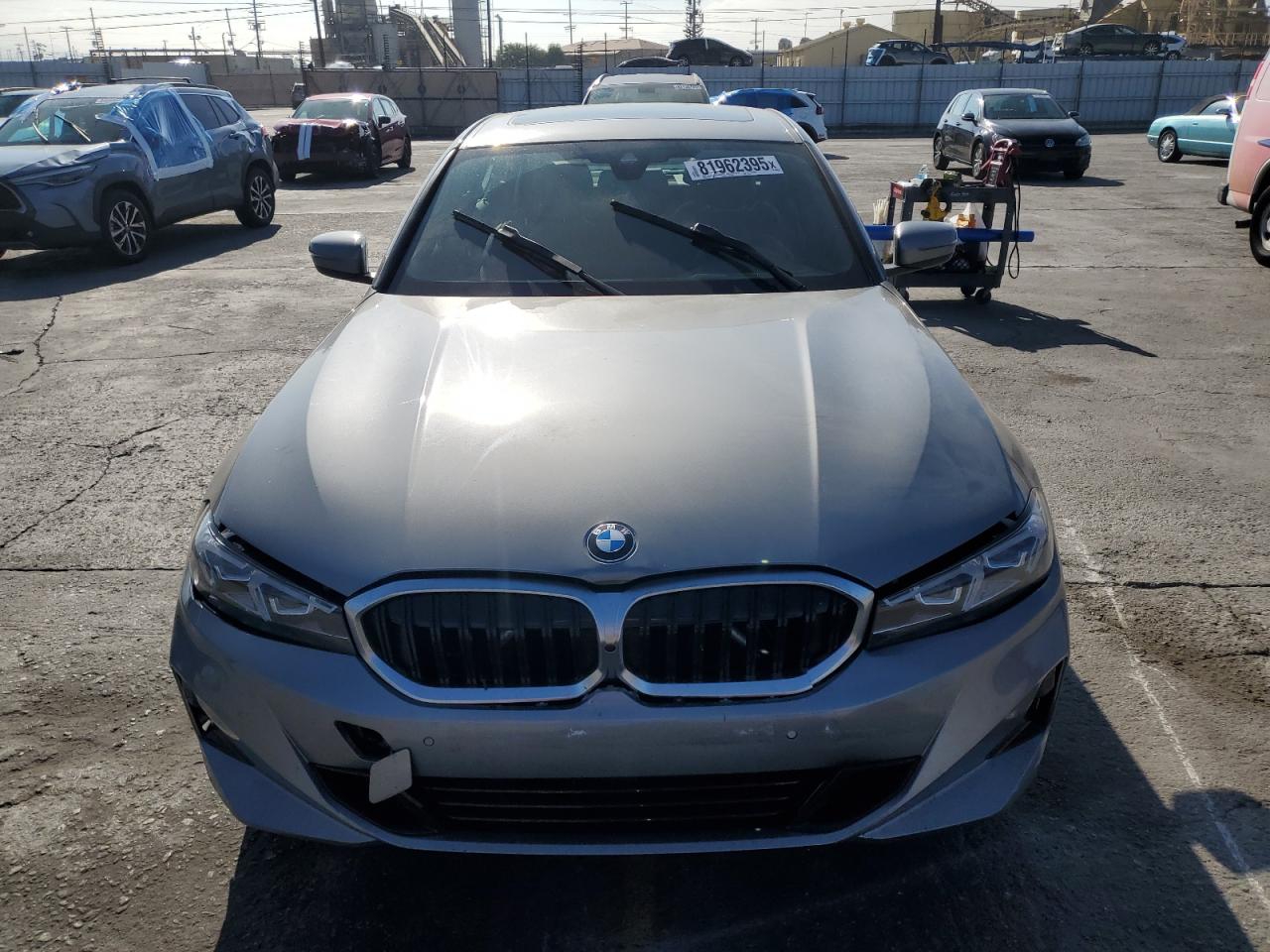 BMW 3 Series Image 4