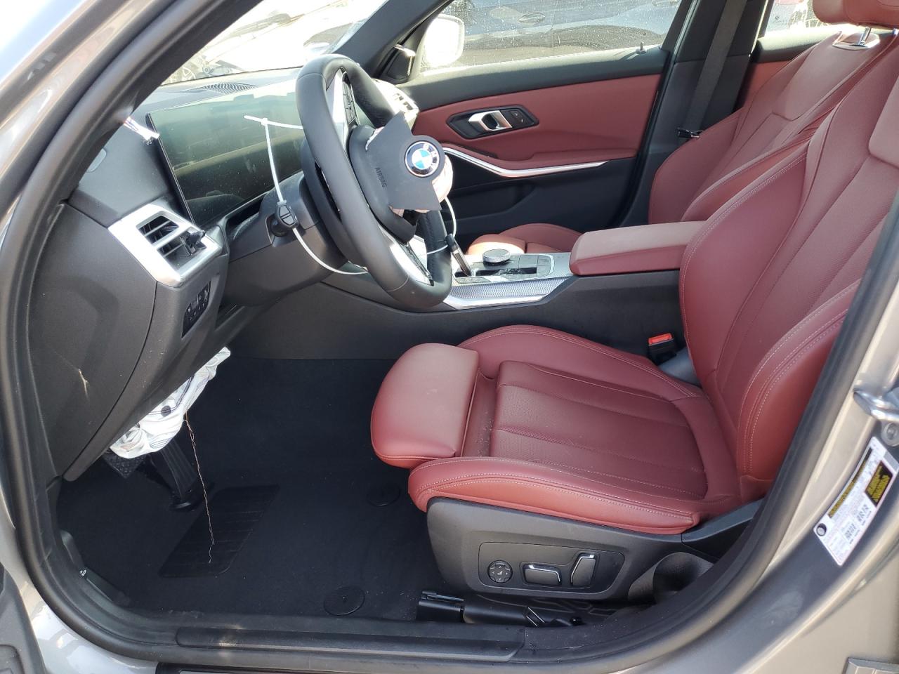 BMW 3 Series Image 7