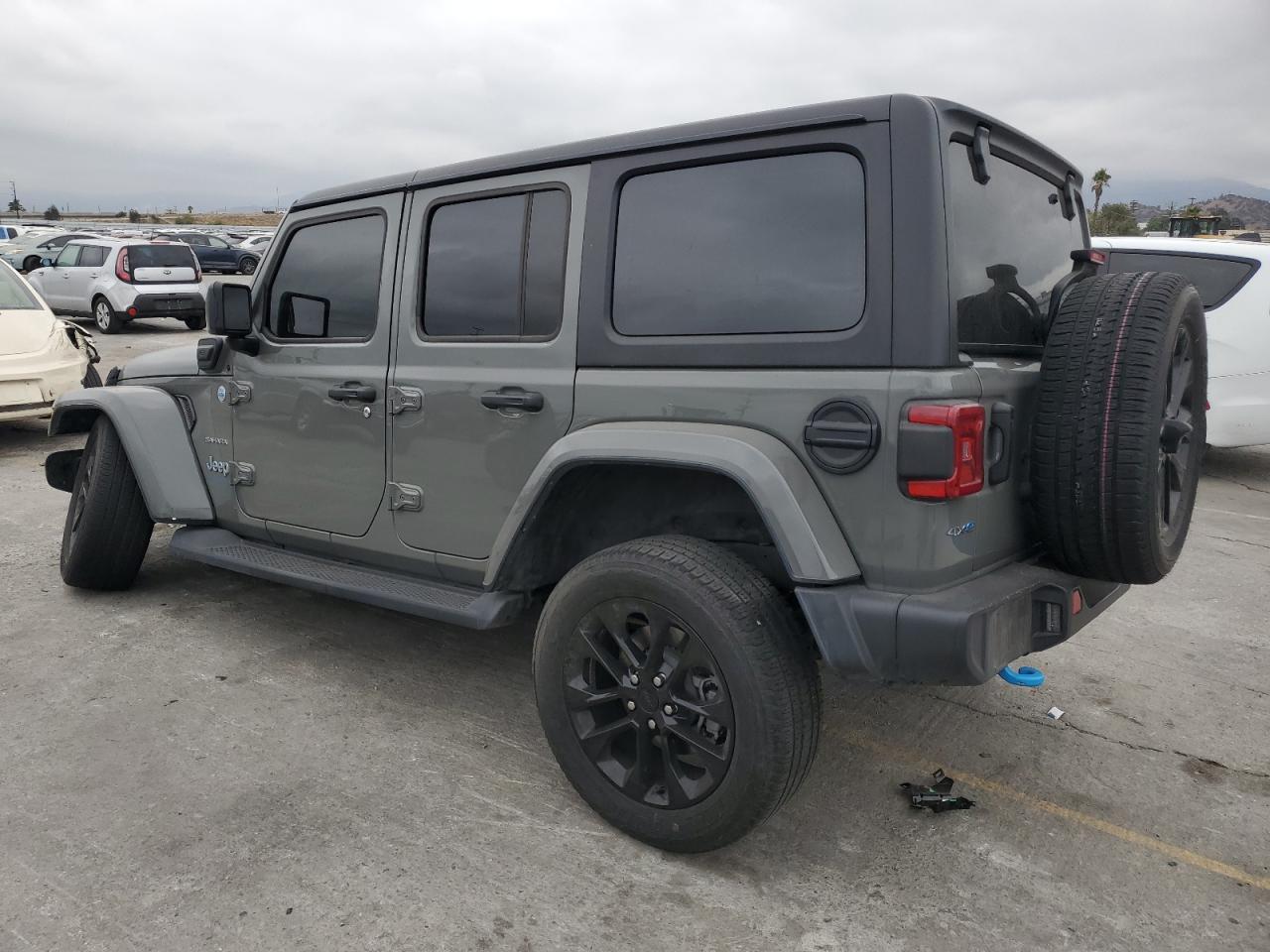 Jeep Wrangler Sahara 4xe Image 3