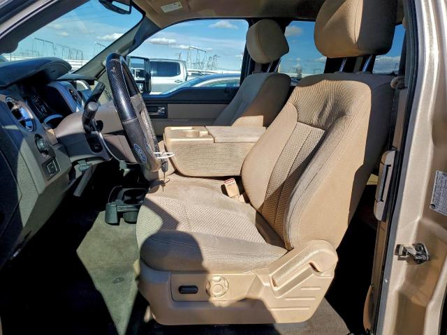 Ford F-150 Super Cab Image 5