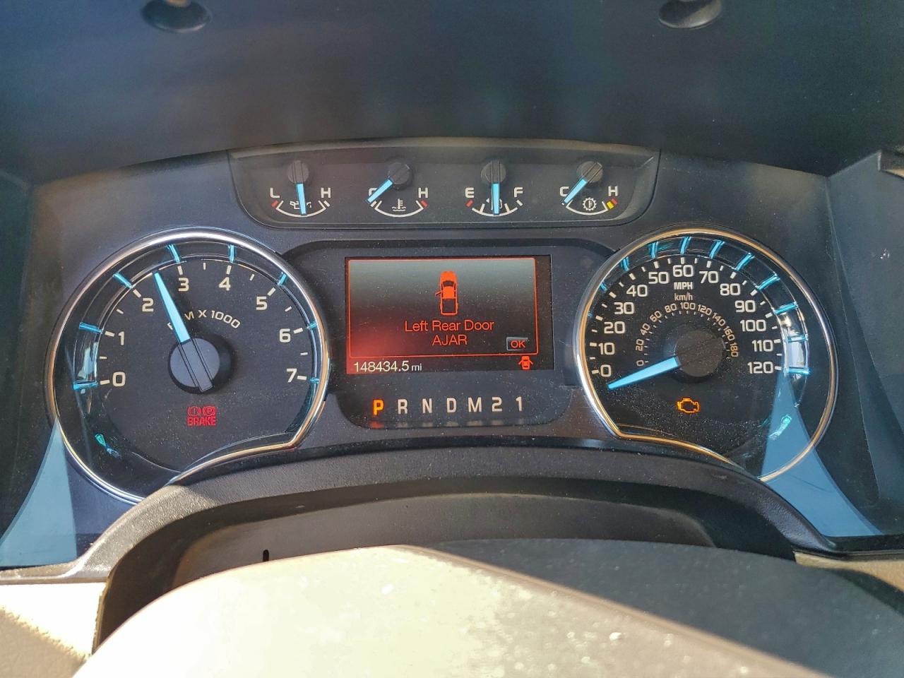 Ford F-150 Super Cab Image 4