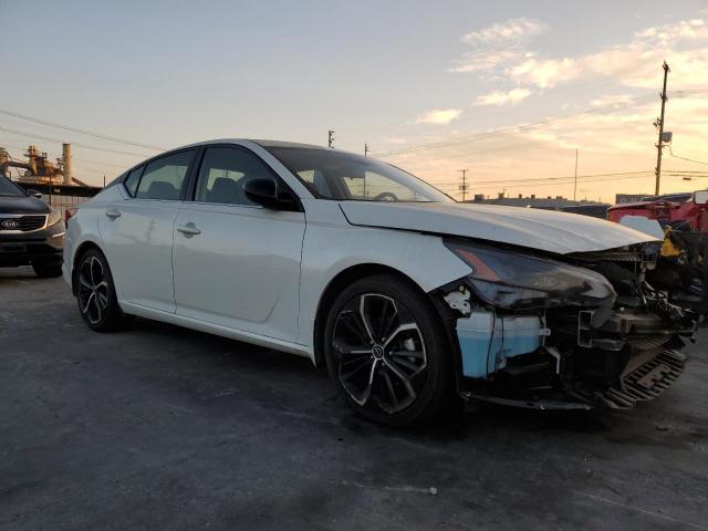 Nissan Altima Sr Image 11