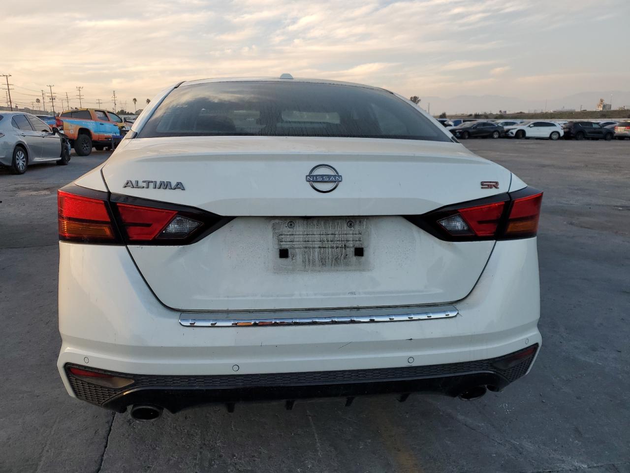 Nissan Altima Sr Image 4