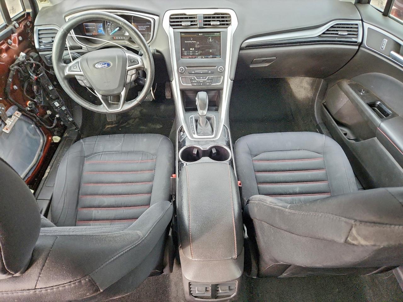 Ford Fusion Se Image 7