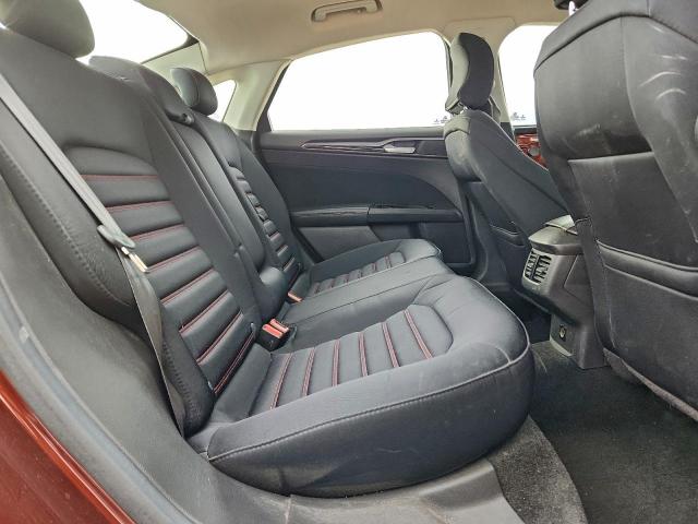 Ford Fusion Se Image 8