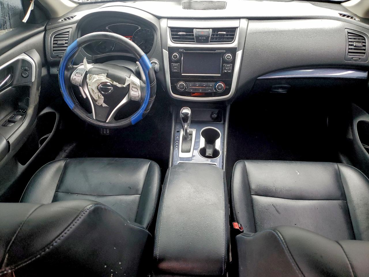 Nissan Altima 2.5 Image 9