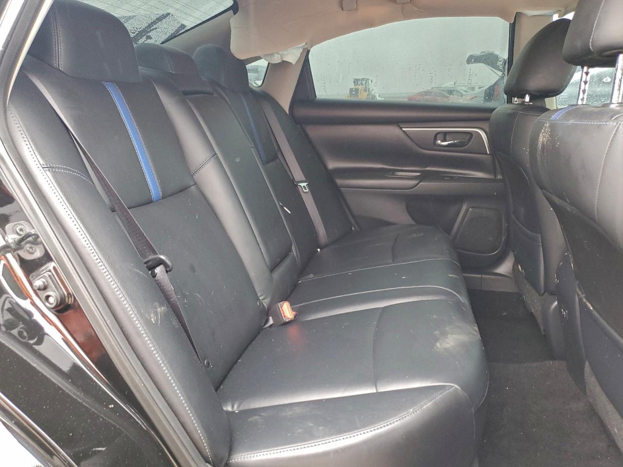 Nissan Altima 2.5 Image 10