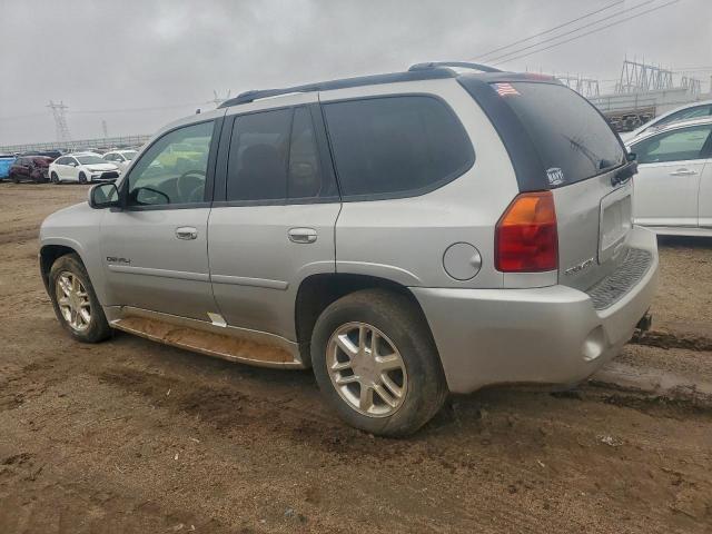GMC Envoy Denali Image 8