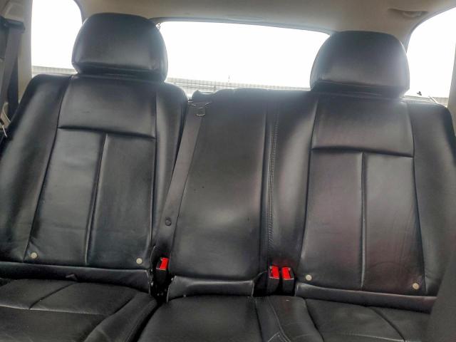 GMC Envoy Denali Image 10