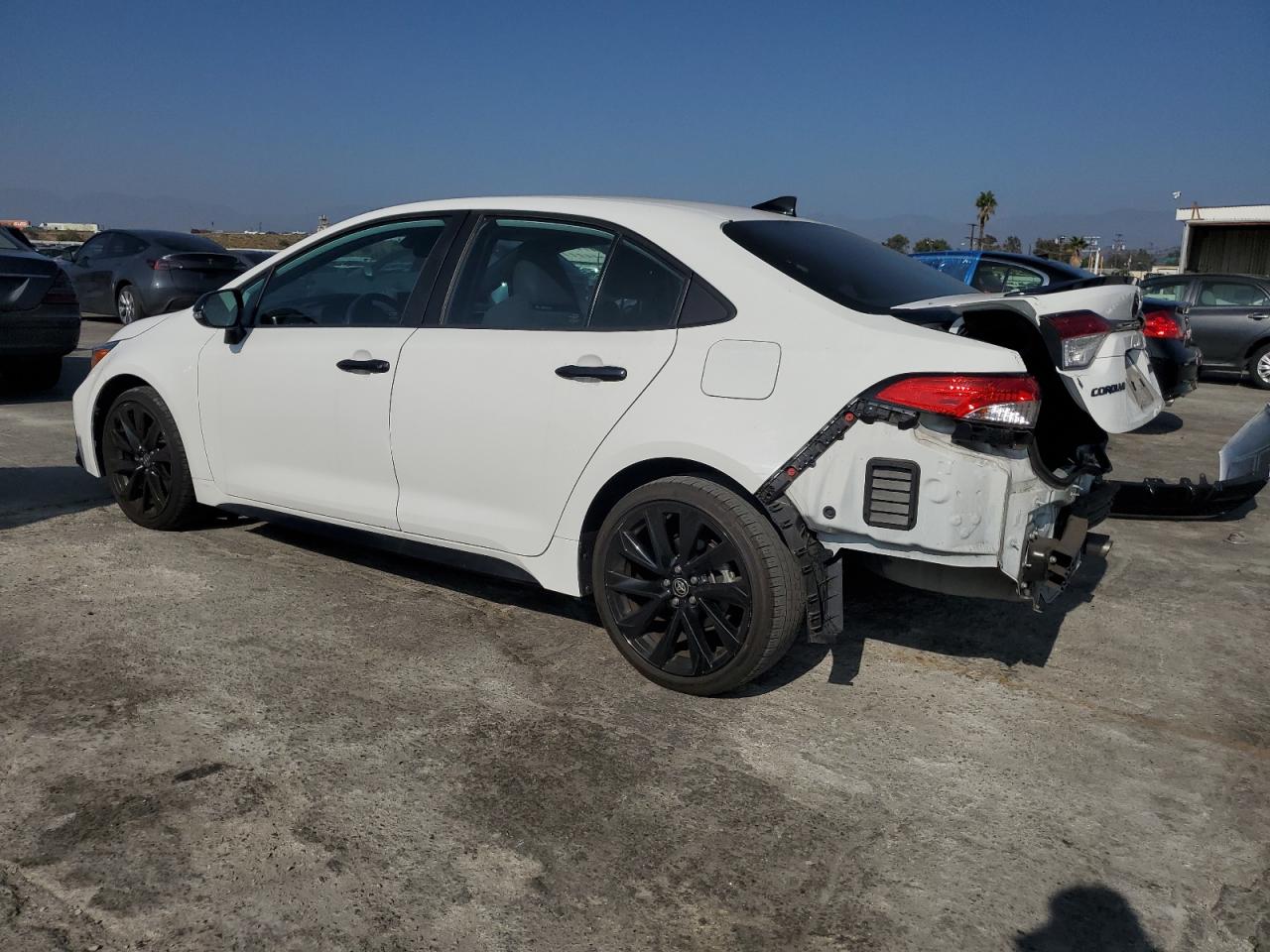 Toyota Corolla Se Image 5