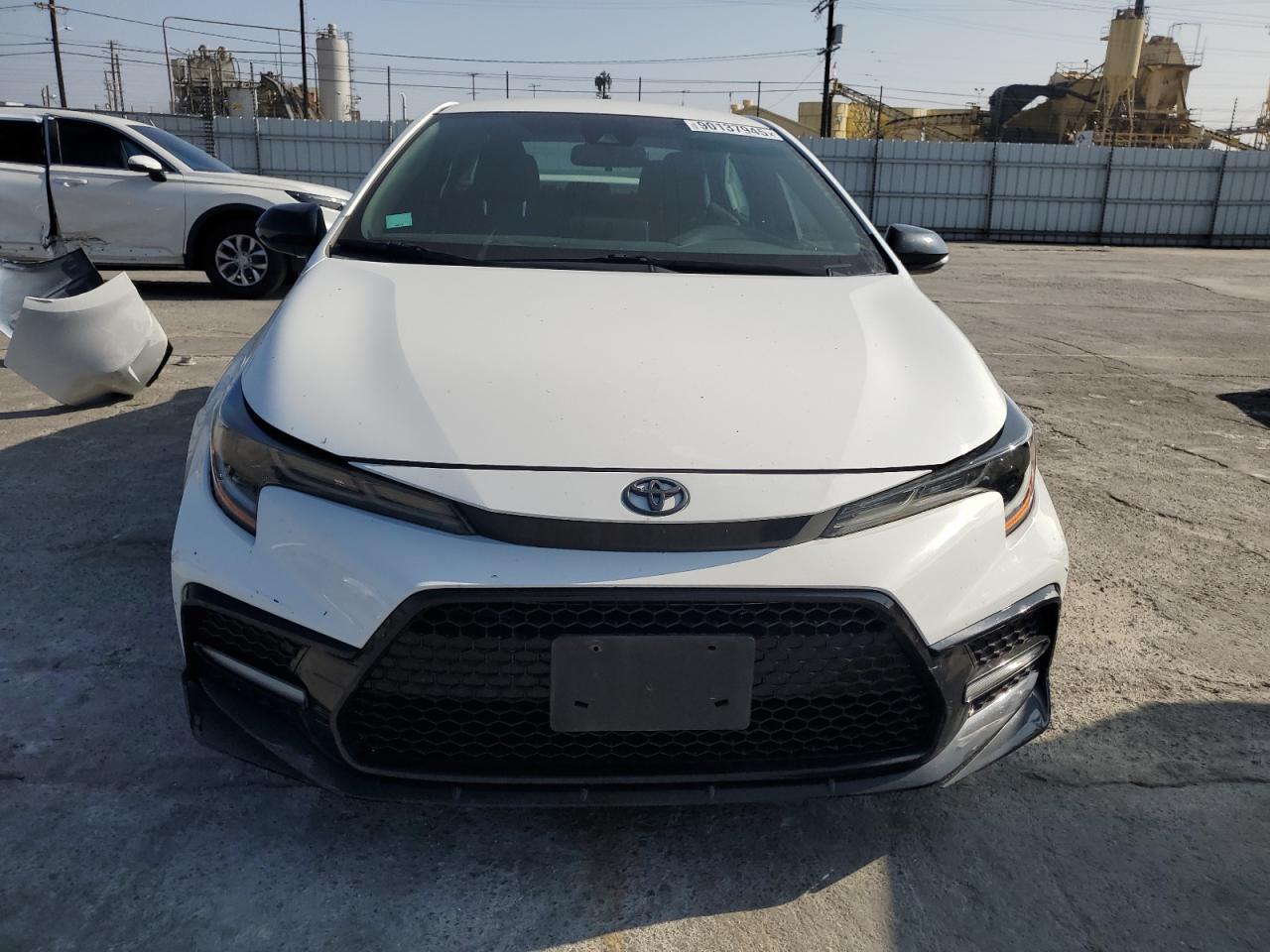 Toyota Corolla Se Image 3