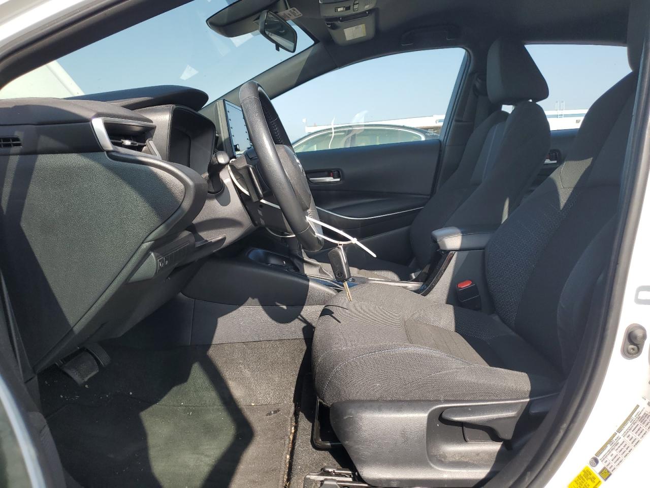 Toyota Corolla Se Image 8