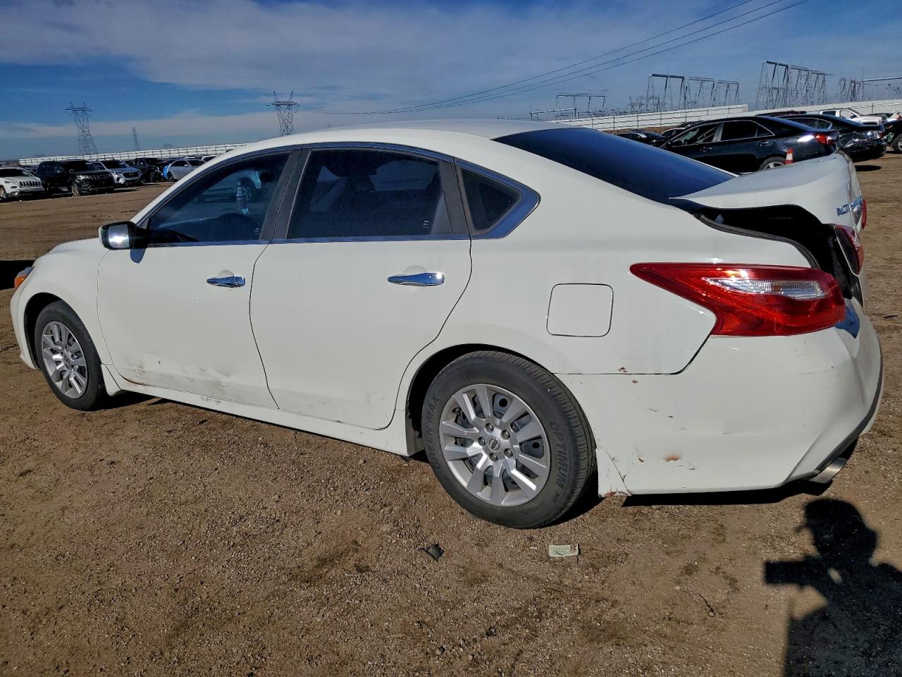 Nissan Altima 2.5 Image 3