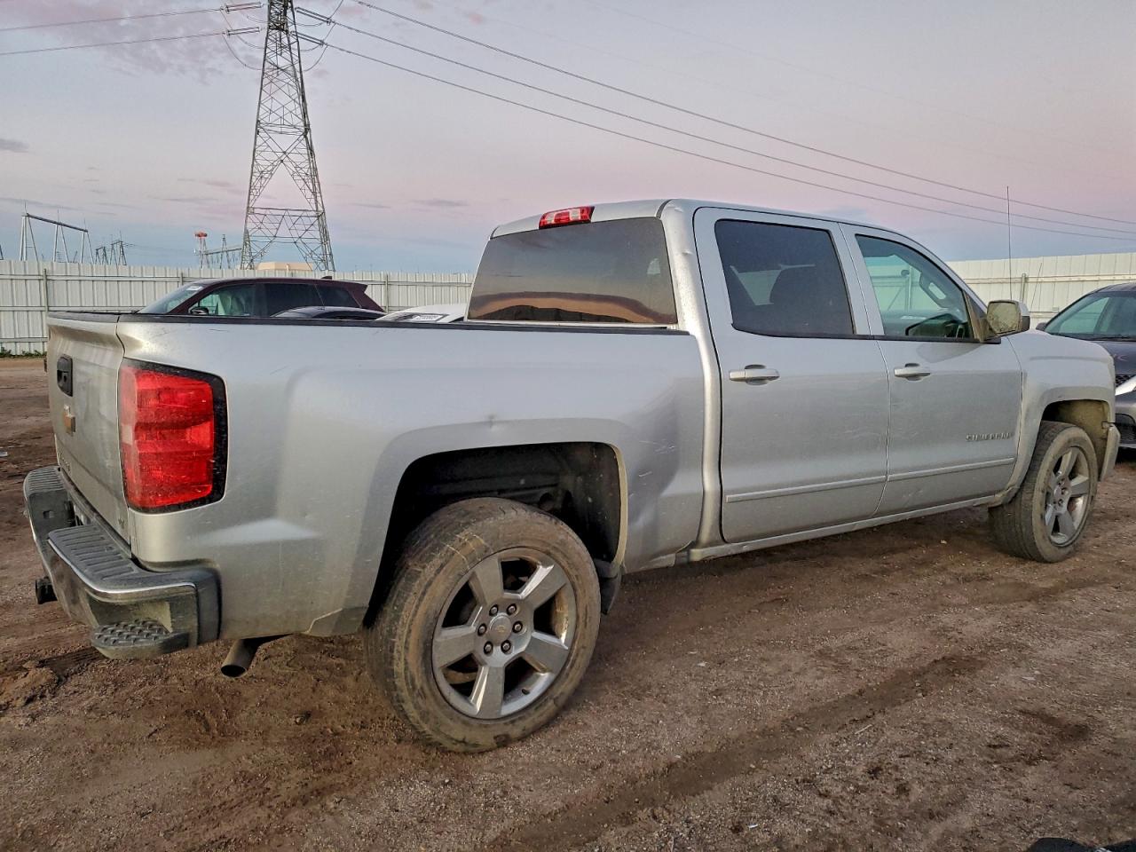 Chevrolet Silverado C1500 Lt Image 2