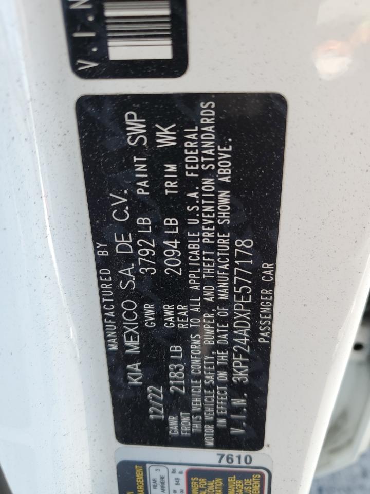 Kia Forte Lx Image 9